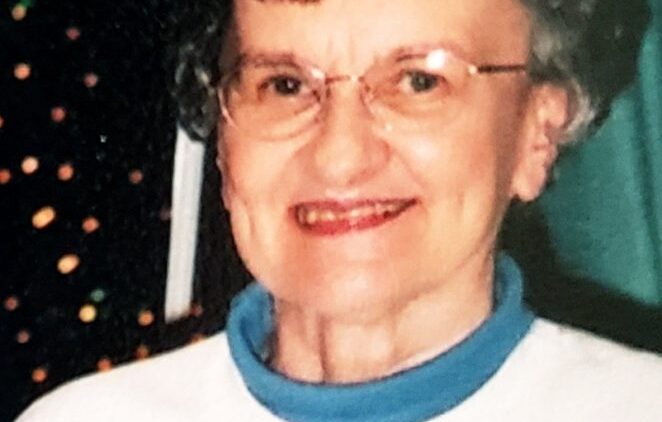 Janet-Clement-Obit-Pix-1-662x1024.jpg