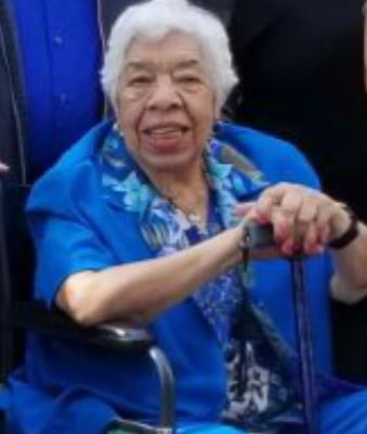 Luz Alvarez de Lopez, age 98