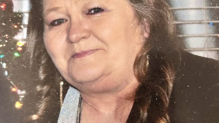 Vickie Lynn (Gipson) Sloan, age 64