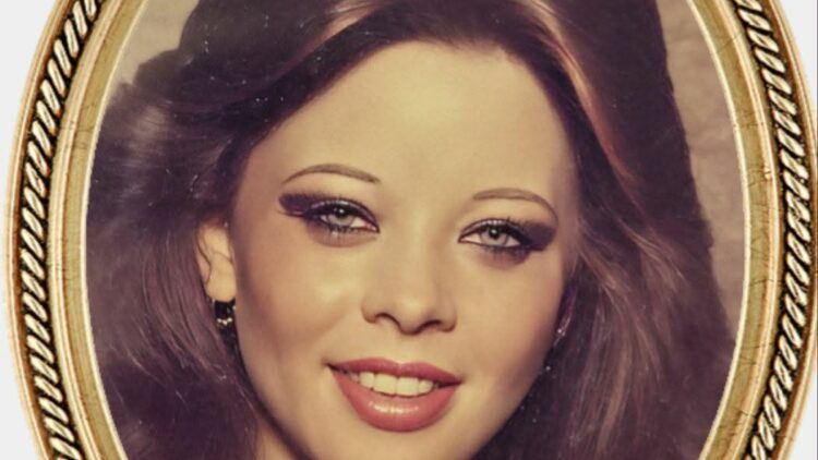 Debra Lynn Tavares, age 68